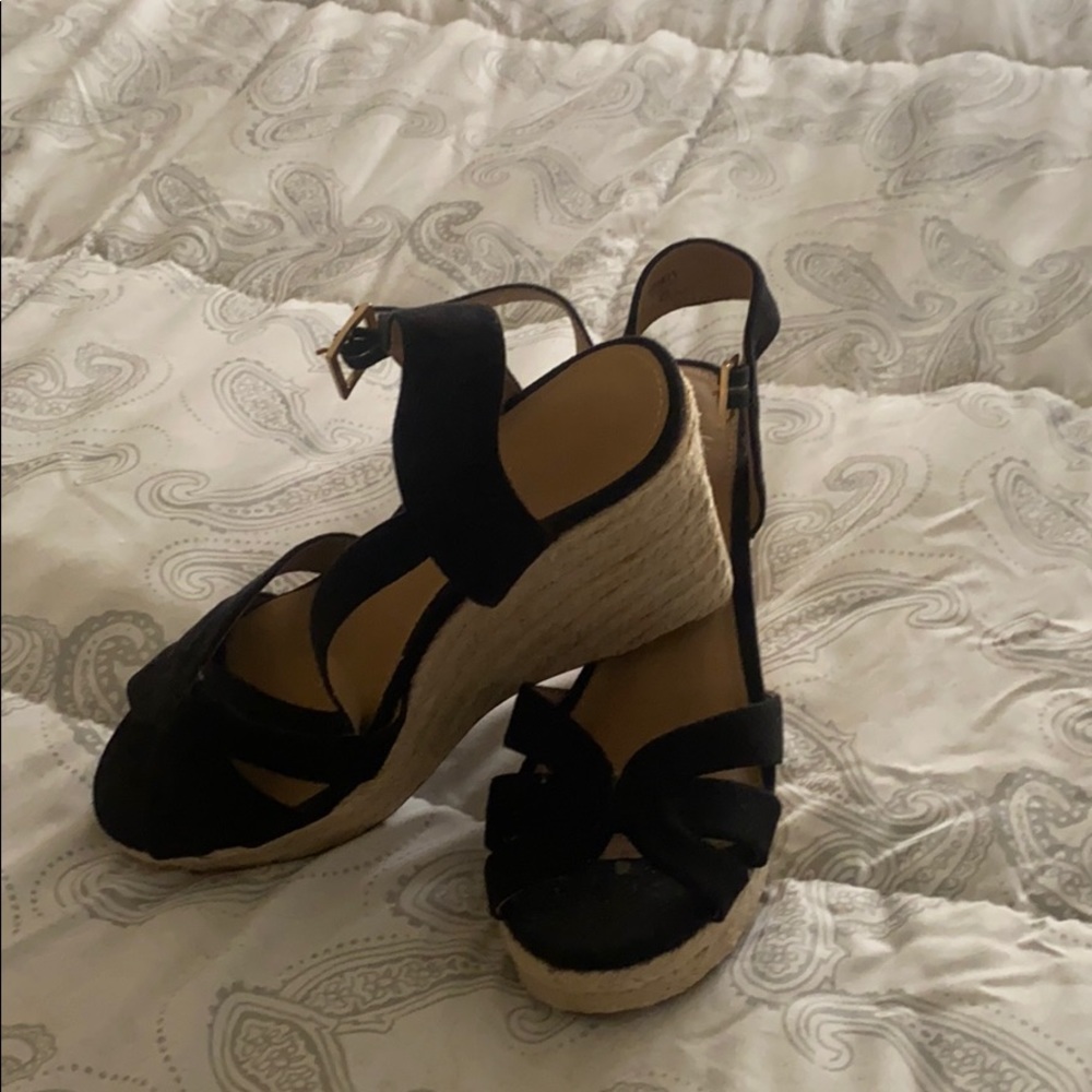 Wedge heels